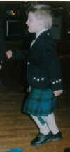 ed_kilt.jpg (17921 bytes)